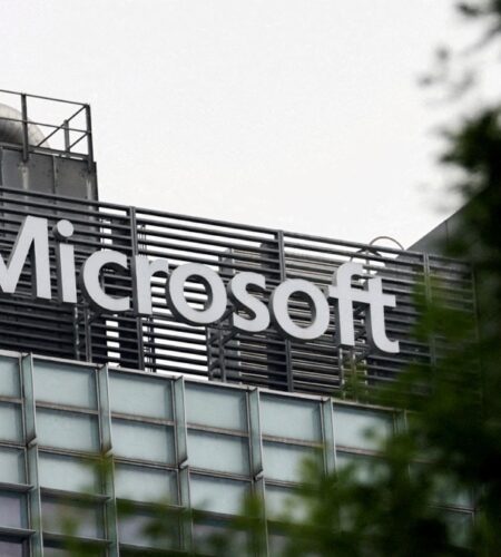 Microsoft Employee Emails Hacked by Russia-Linked ‘Midnight Blizzard’ Group, Company Says