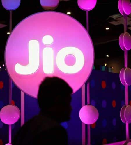 Jio Launches New Roaming Plans With Unlimited Data and Calls Starting at Rs. 898