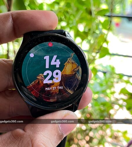 OnePlus Watch 2 Tipped to Launch at MWC 2024, Said to Run on Google’s Wear OS