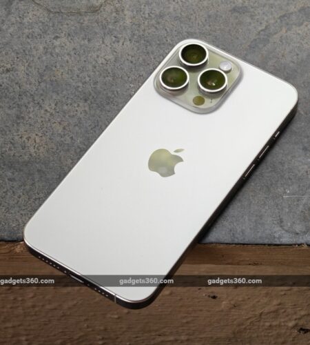iPhone 16 Pro to Get Upgraded Ultra-Wide Angle, Telephoto Cameras; iPhone 17 to Sport New Selfie Camera: Kuo