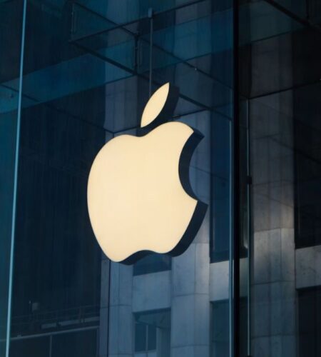 Apple Stock Value Surges By $112 Billion After Signal of AI Intent