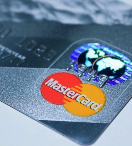 Mastercard, 1inch Partner to Launch New Crypto Debit Card: All You Need to Know